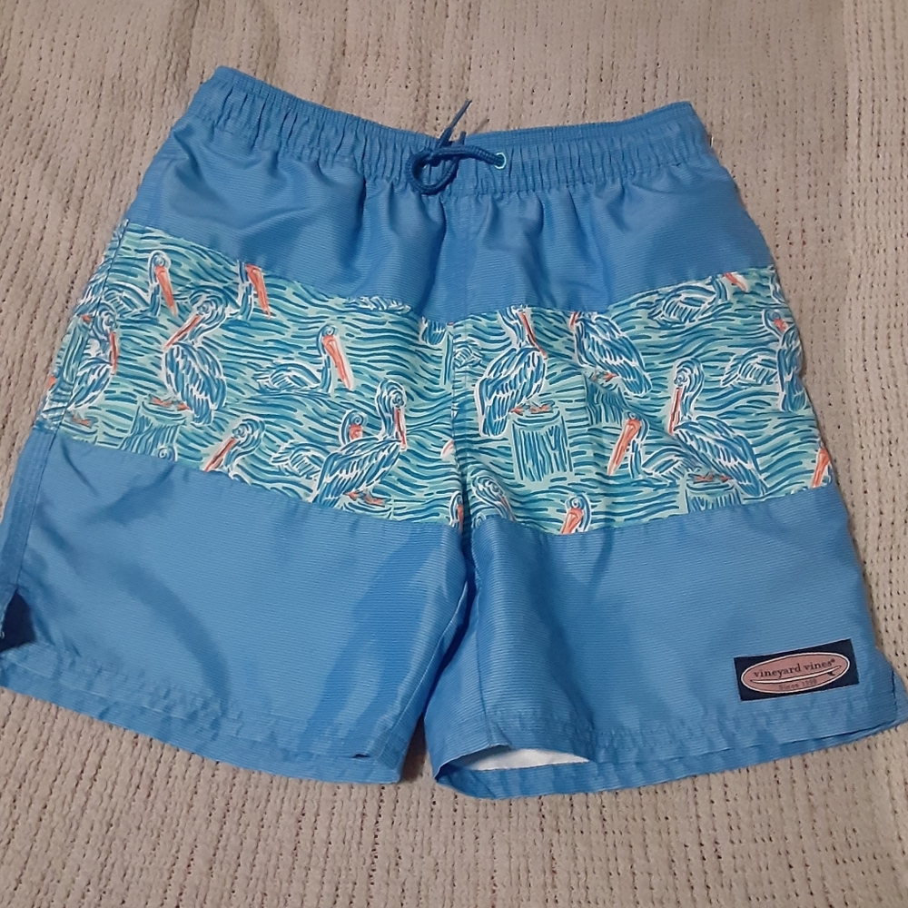 Vineyard vines